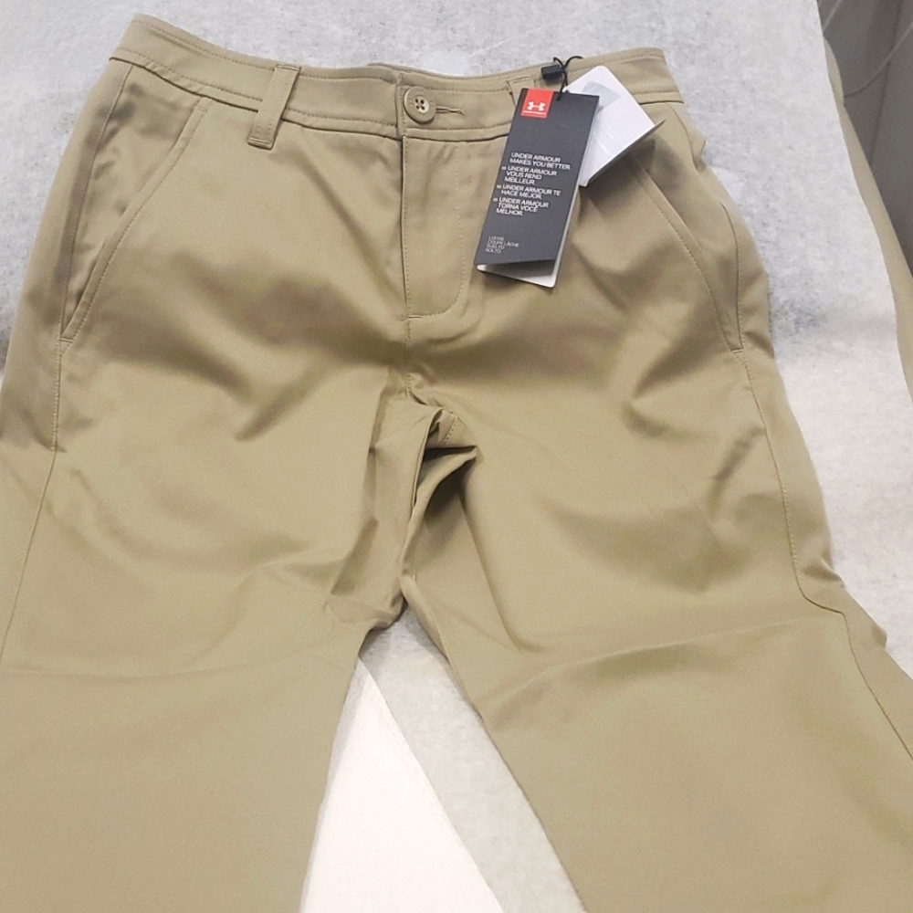 Boys pants under armour size 10 beige